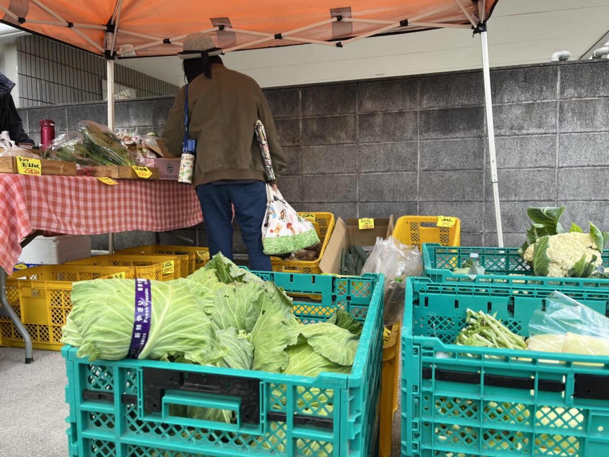 昔ながらの懐かしさ。新鮮野菜移動販売の八百屋さん